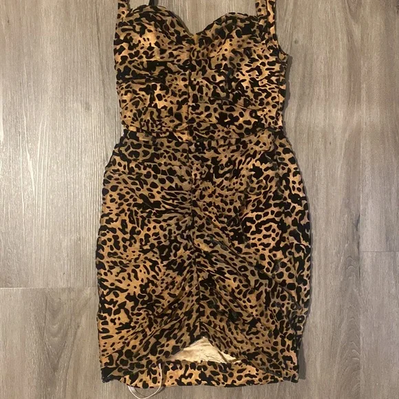 House Of Cb Leopard Dress - Picture 4 of 5